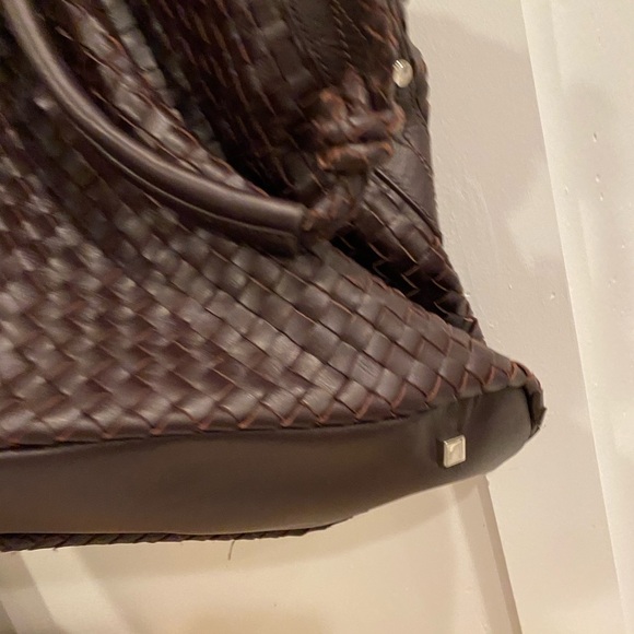 Handmade genuine leather chocolate brown woven tote - Picture 5 of 9